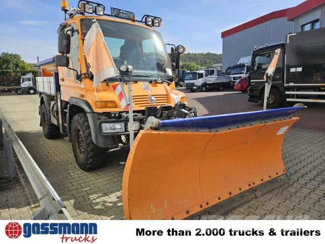 Unimog U 300 405/10 4x4, Kommunalhydraulik Další