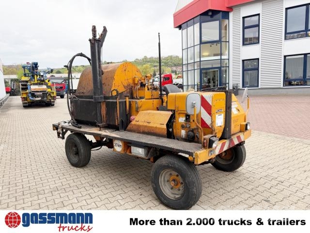 Universal 1200 S 4x2, Bitumen-/Teerspritze Muu