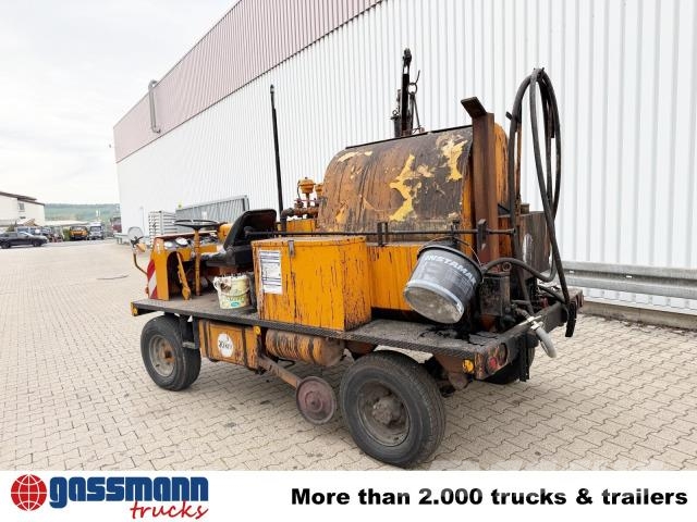 Universal 1200 S 4x2, Bitumen-/Teerspritze Muu