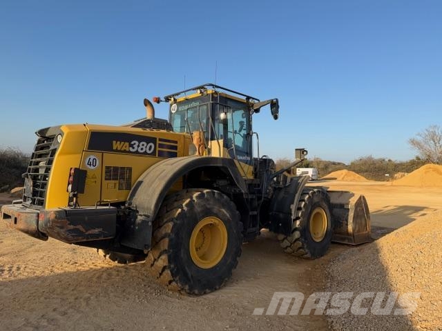 Komatsu WA380-8E0 Cargadoras sobre ruedas
