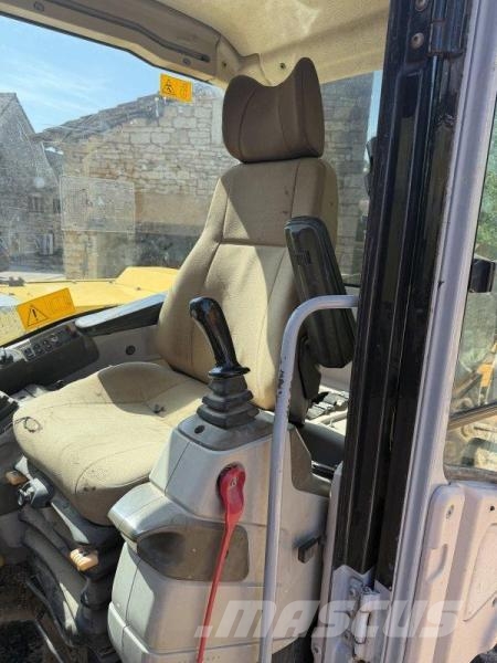 New Holland MH 2.6 Колесни екскаватори