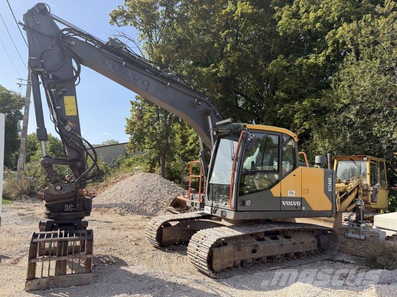 Volvo EC140 EL حفارات زحافة