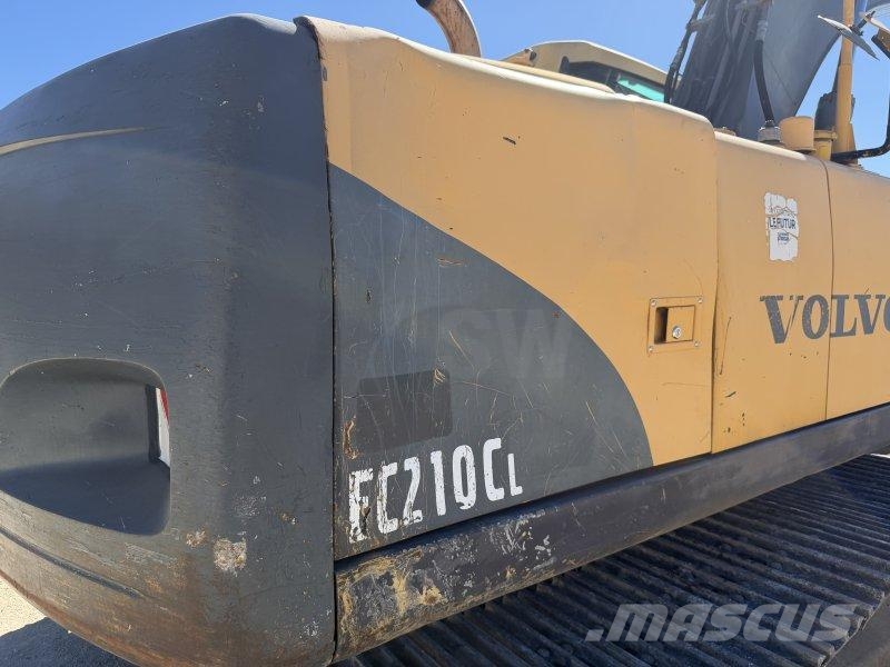 Volvo EC210 CL Pelle sur chenilles