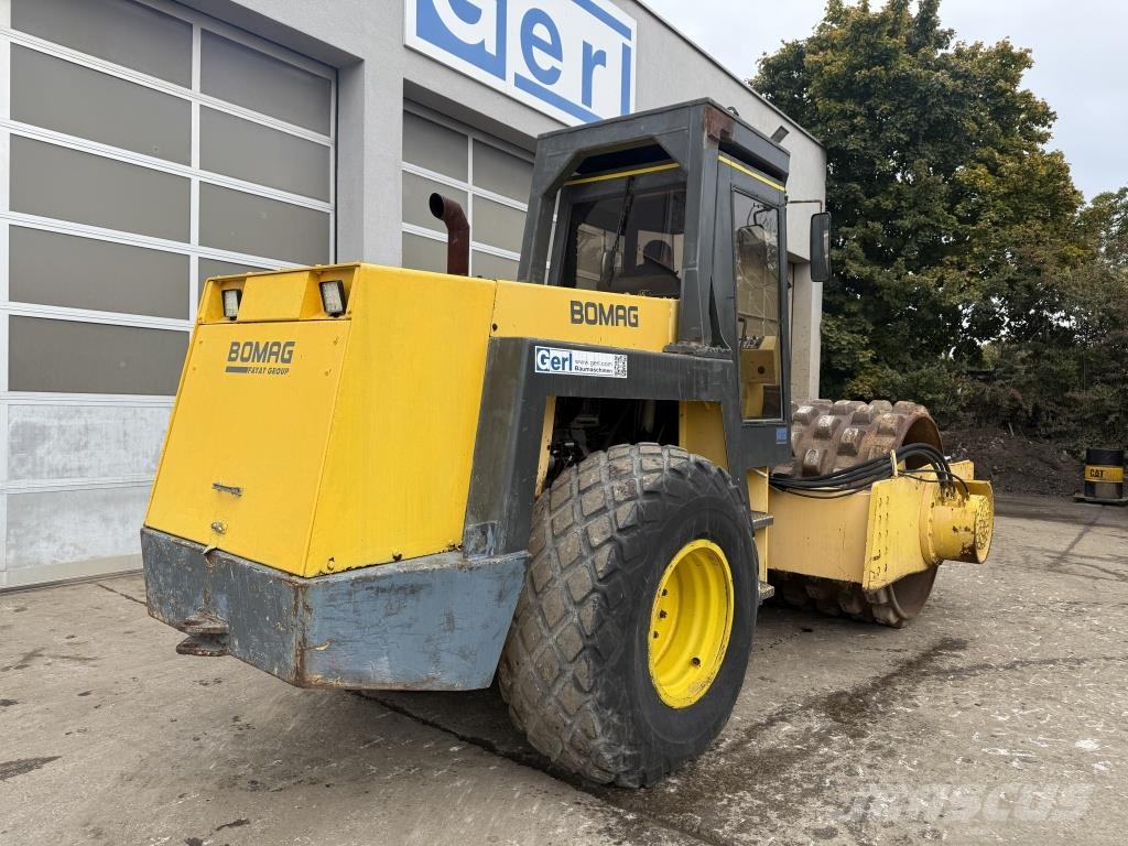 Bomag BW 217 PD-2 Walce jednobębnowe