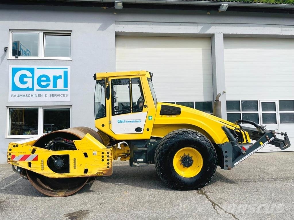 Bomag BW213 DH-4 BVC Грунтові котки