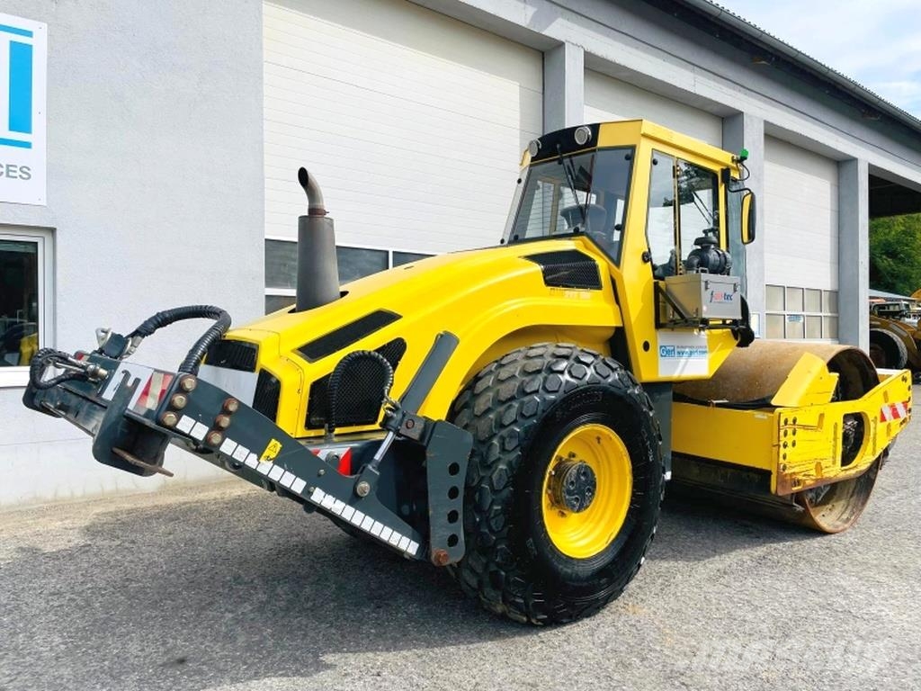 Bomag BW213 DH-4 BVC Грунтові котки
