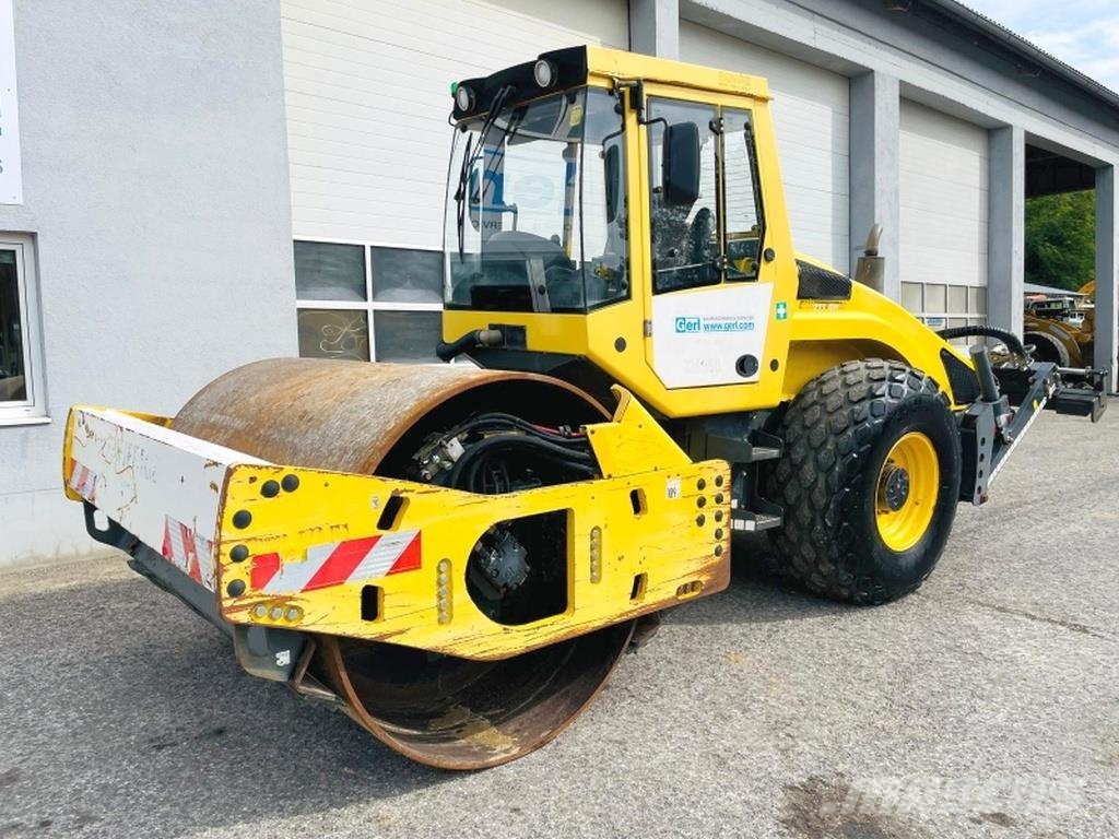 Bomag BW213 DH-4 BVC Грунтові котки