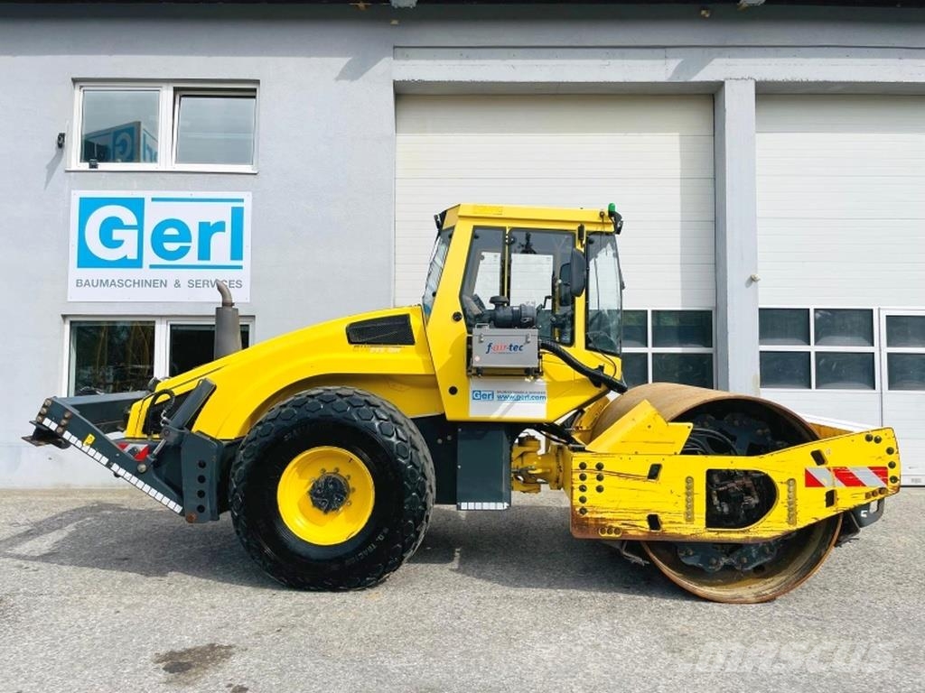 Bomag BW213 DH-4 BVC Грунтові котки