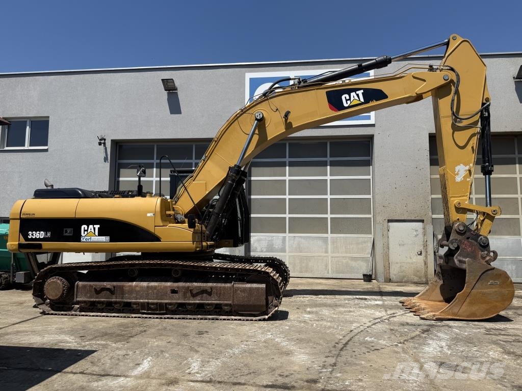 CAT 336 D حفارات زحافة
