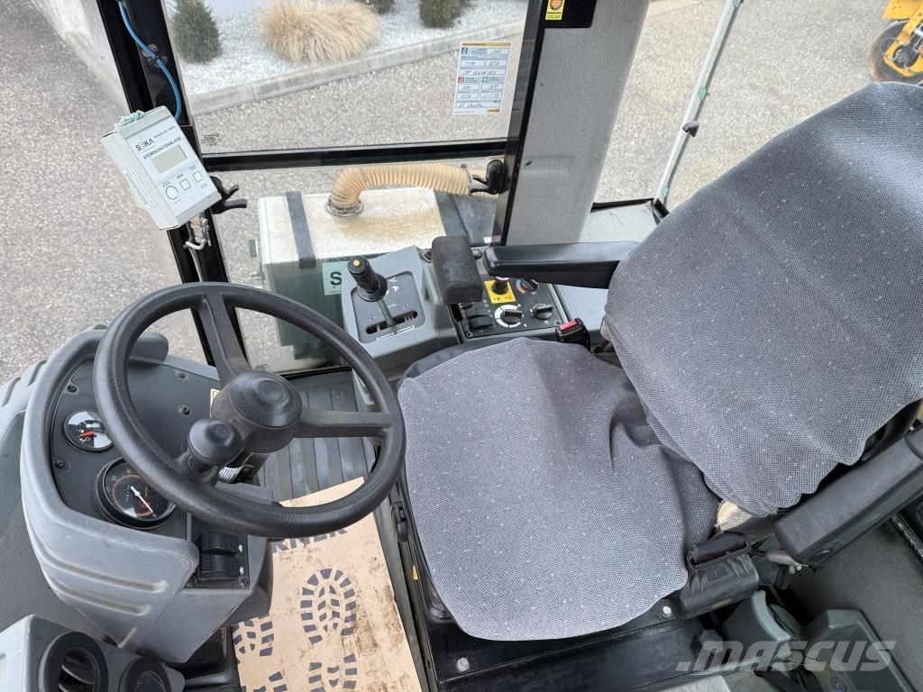 CAT CS 56 Οδοστρωτήρες μονού κυλίνδρου