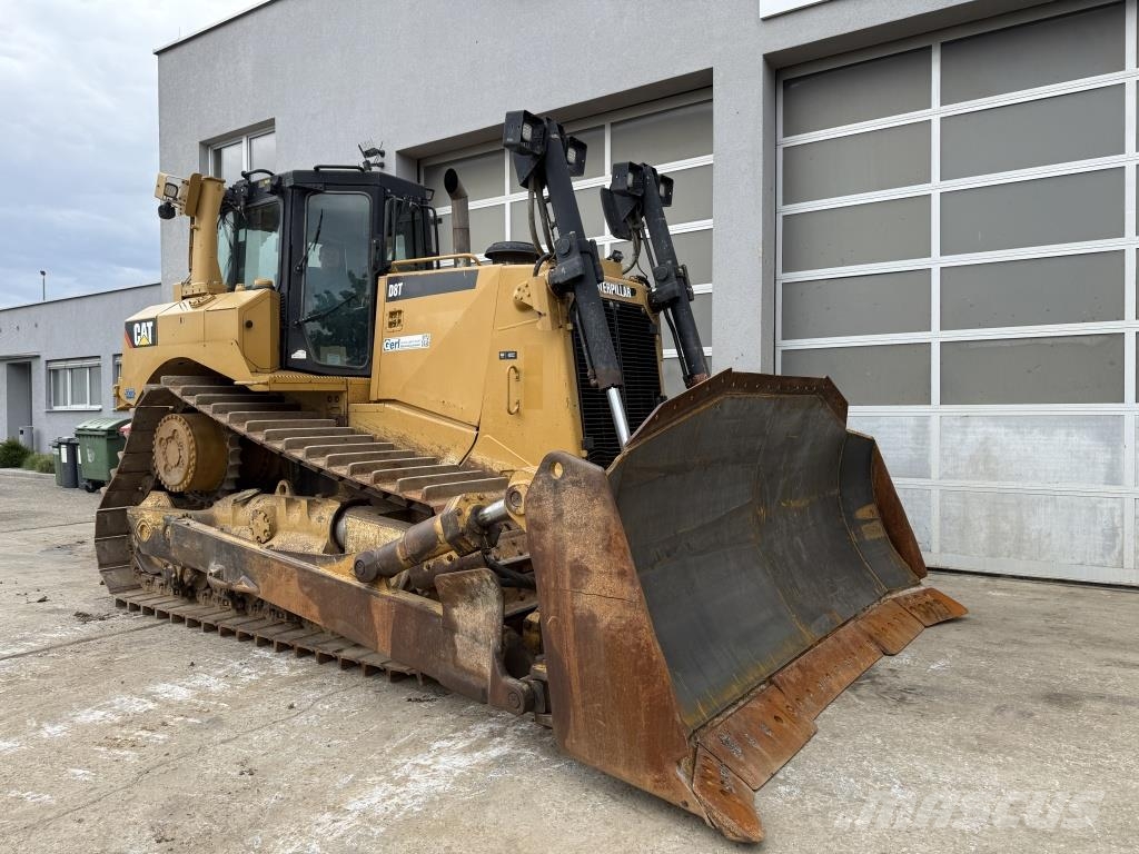 CAT D 8 T 履帶推土機