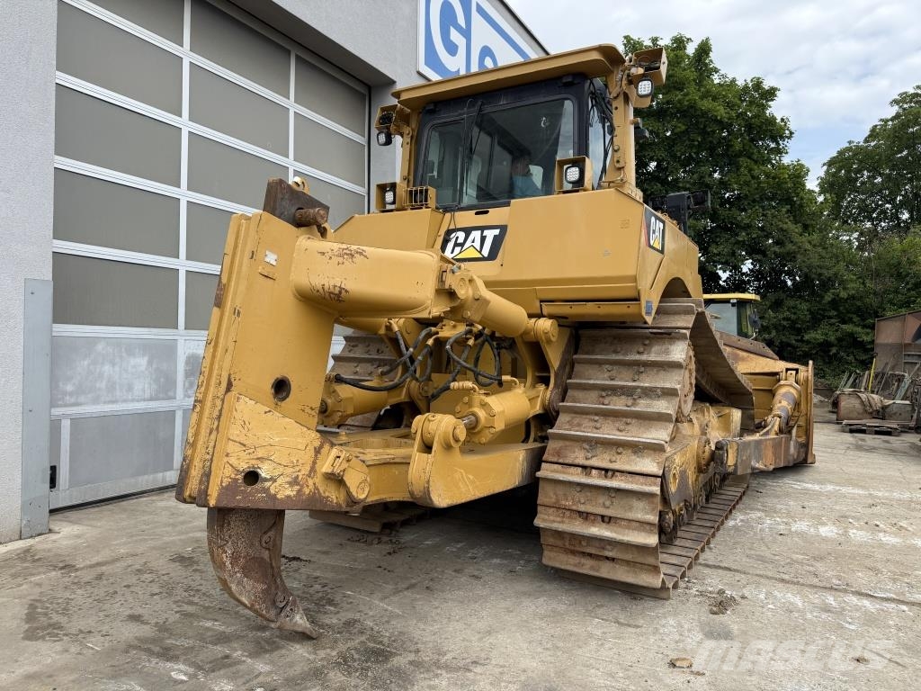 CAT D 8 T 履帶推土機