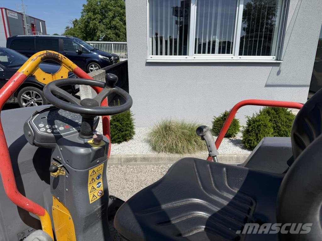 Hamm HD 12 VT Kombinált hengerek