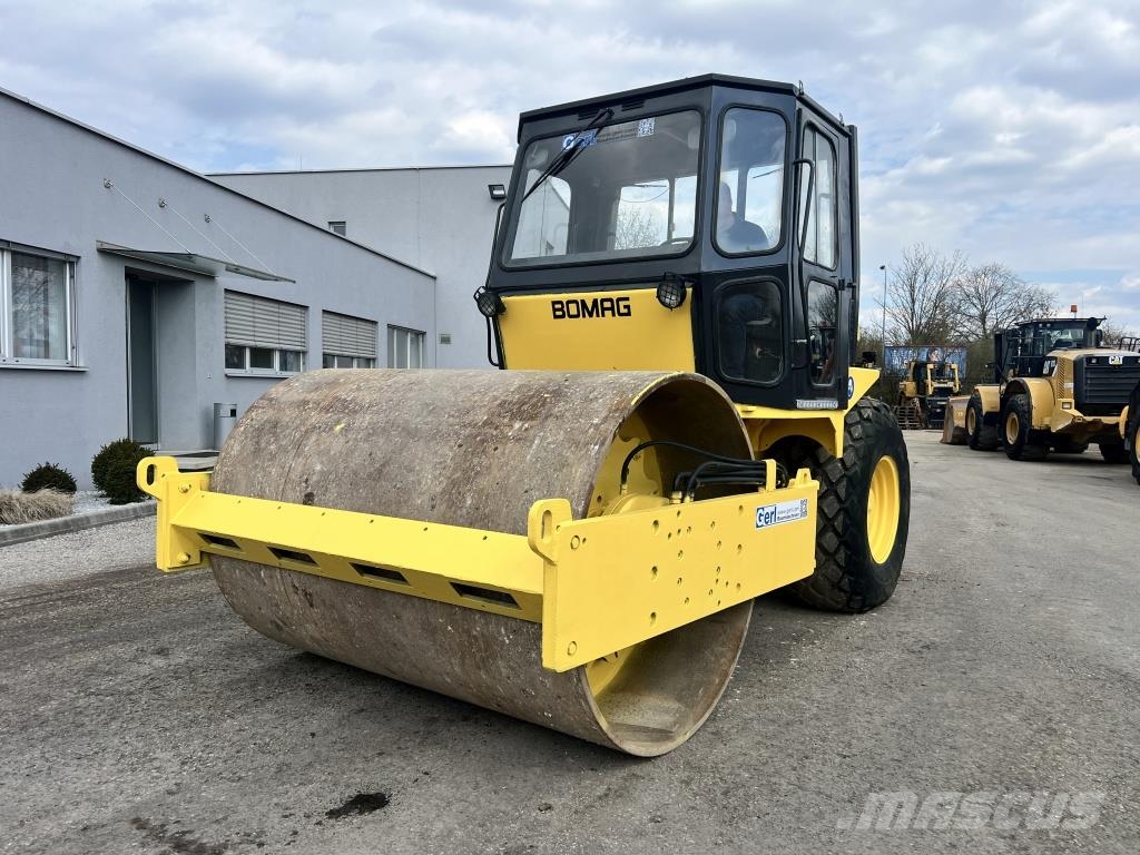 JCB Vibromax W 1402 D Valsetog
