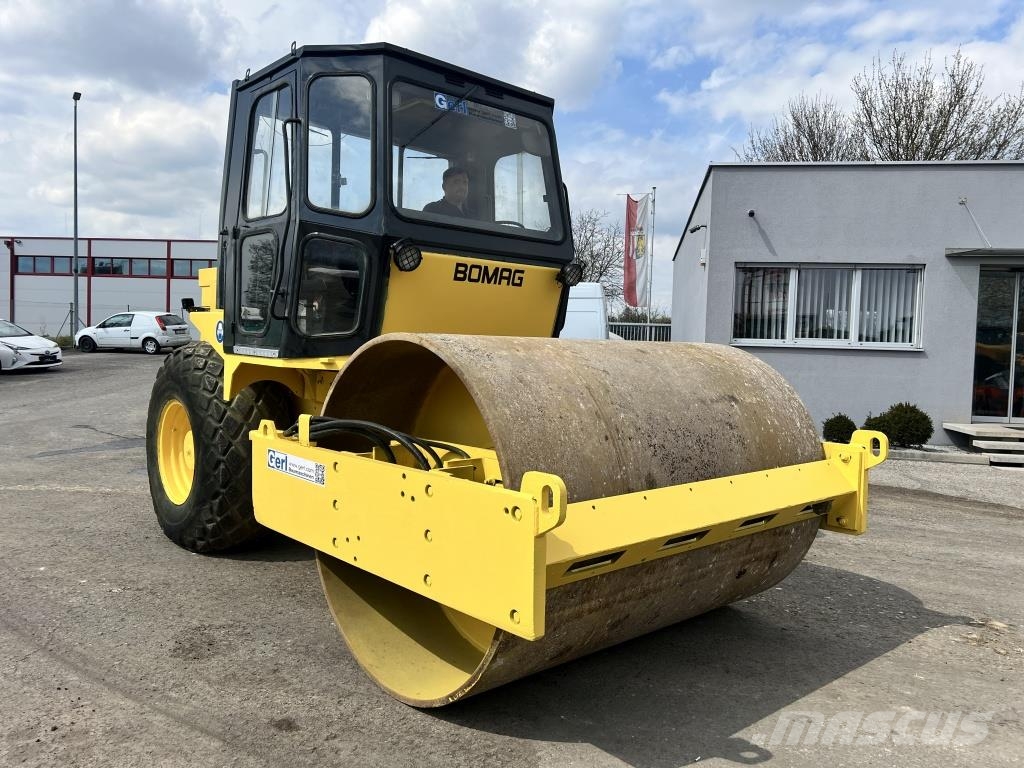 JCB Vibromax W 1402 D Valsetog