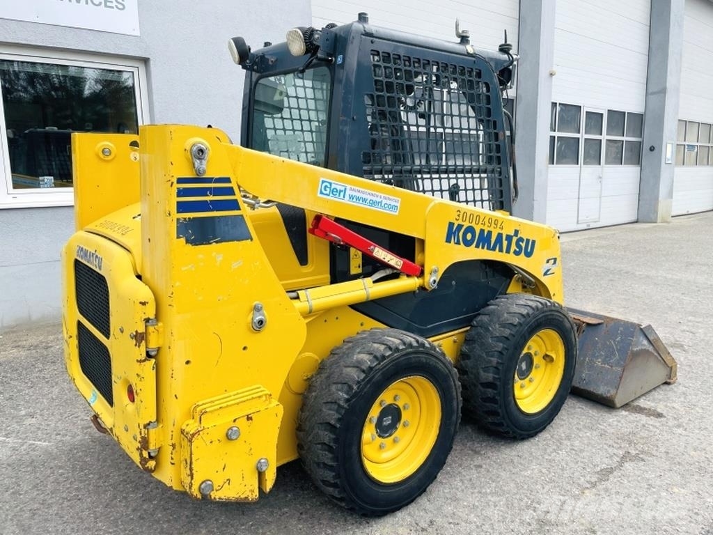 Komatsu SK714 Skid steer loaders