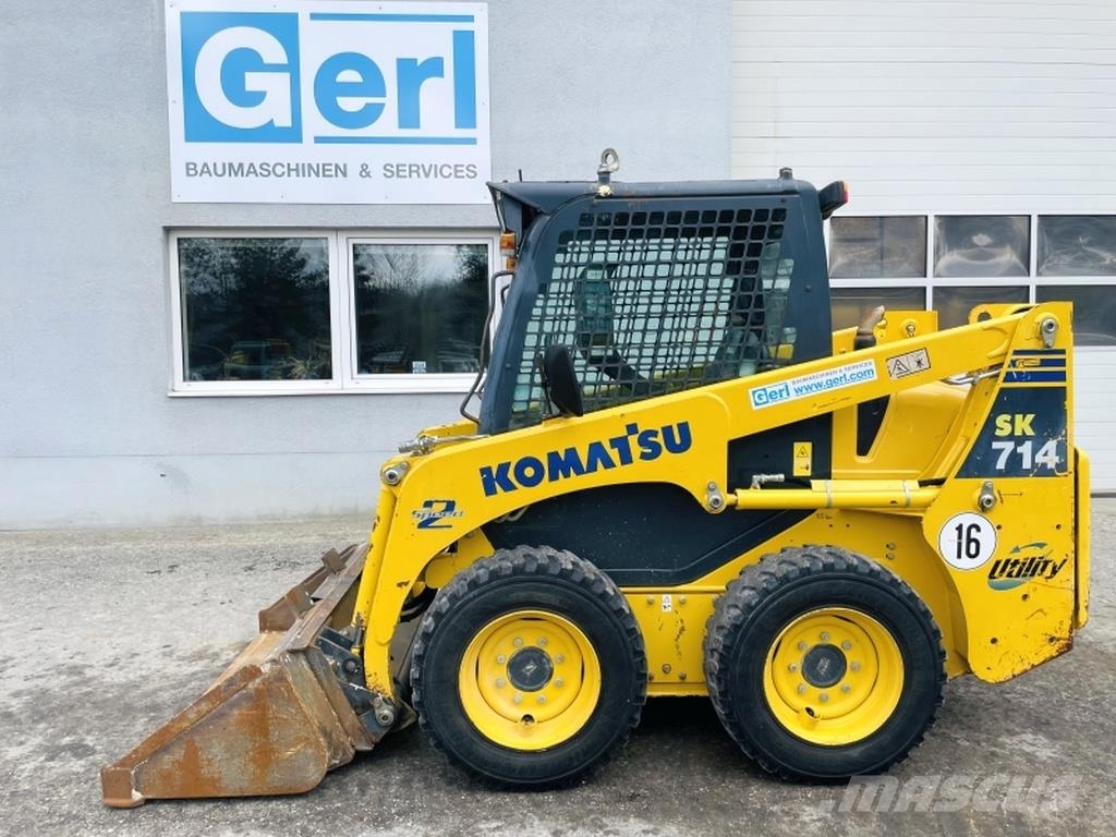 Komatsu SK714-5 لوادر انزلاقية التوجيه