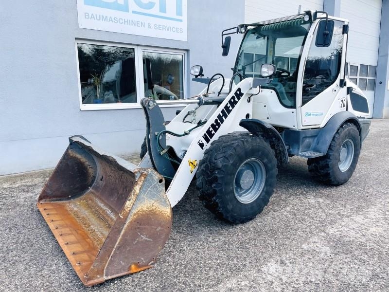Liebherr L506C Pyöräkuormaajat
