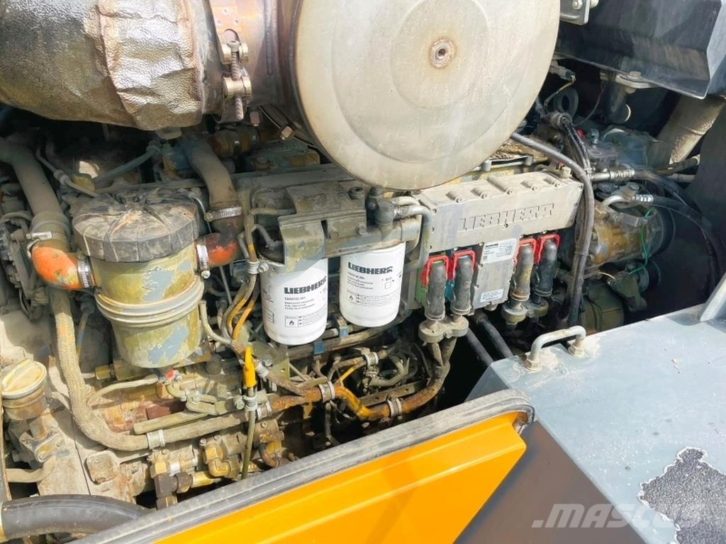 Liebherr L566 Radlader