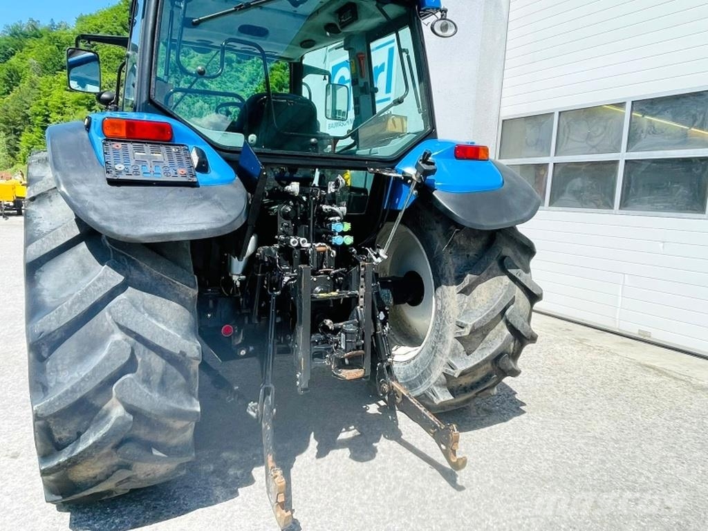 New Holland T5060 Otros camiones