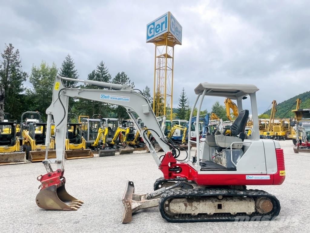 Takeuchi TB135 Miniescavadeiras < 7t (Mini escavadeiras)