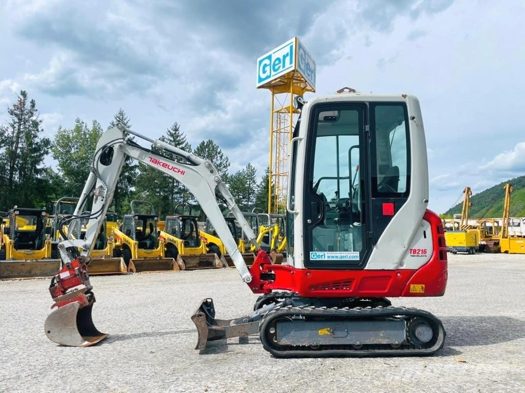 Takeuchi TB216 Міні-екскаватори < 7т