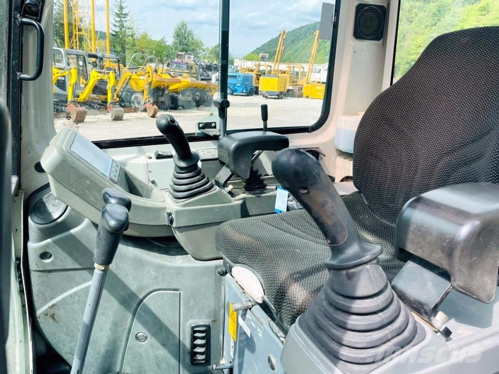Takeuchi TB216 Міні-екскаватори < 7т