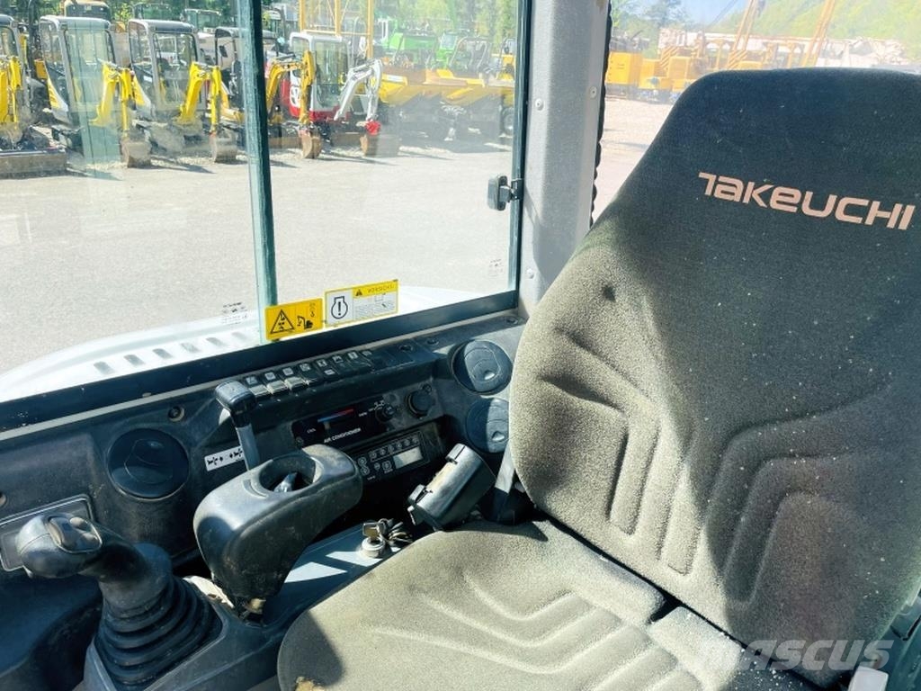 Takeuchi TB240 Mini excavatoare < 7t