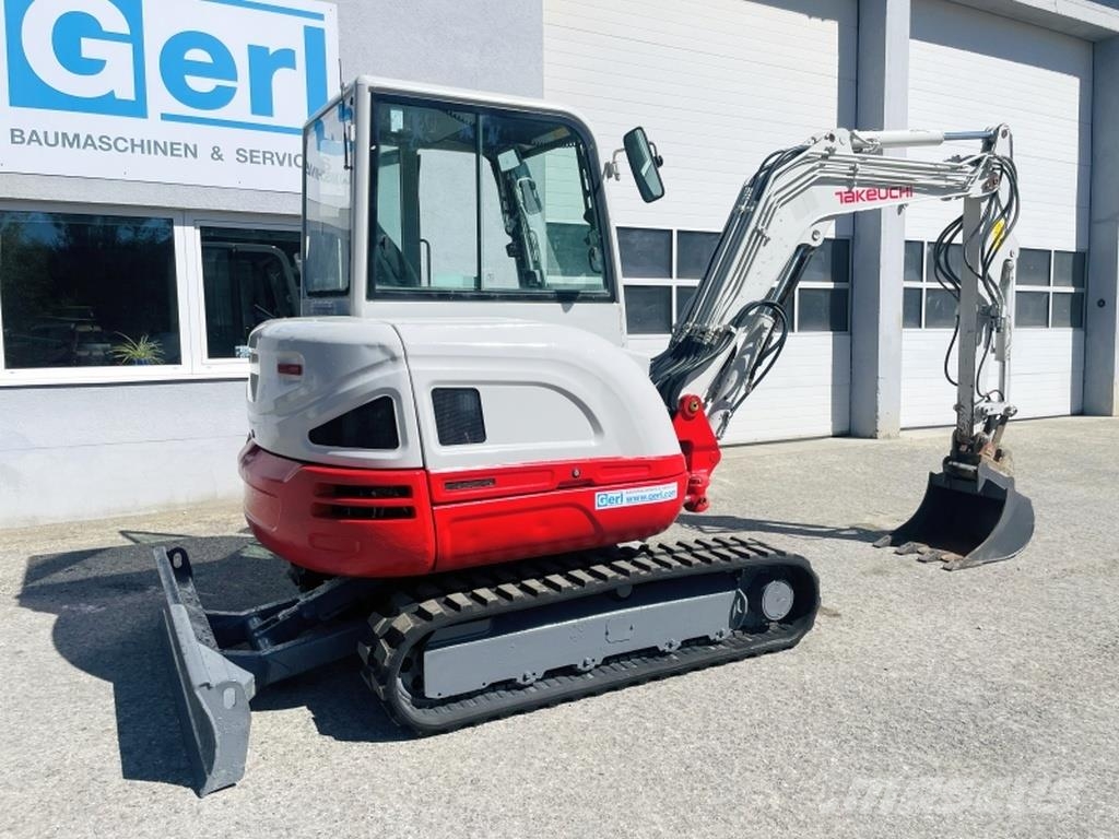 Takeuchi TB240 Mini excavatoare < 7t