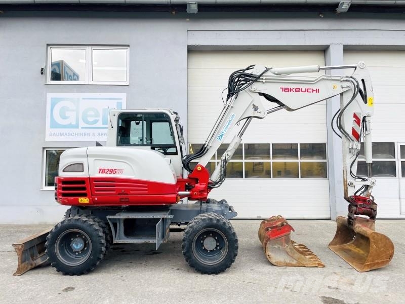 Takeuchi TB295W 轮式挖掘机