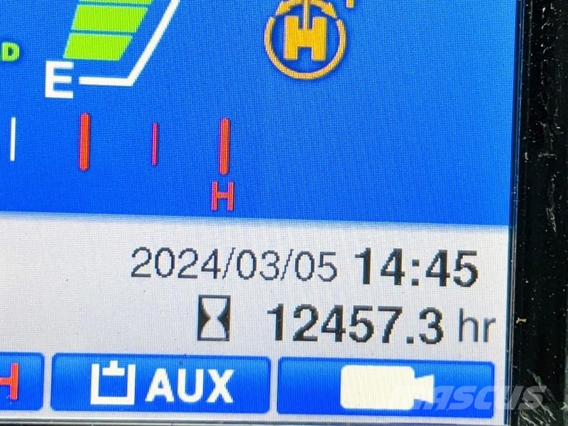 Takeuchi TB295W 轮式挖掘机