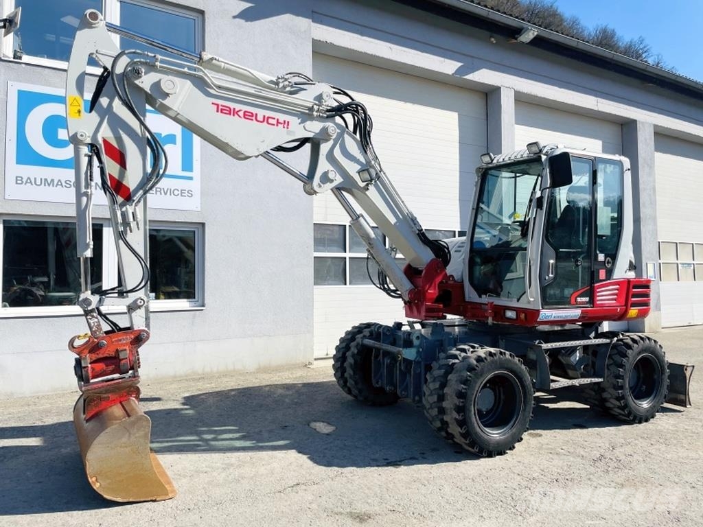 Takeuchi TB295W Lastik tekerli ekskavatörler