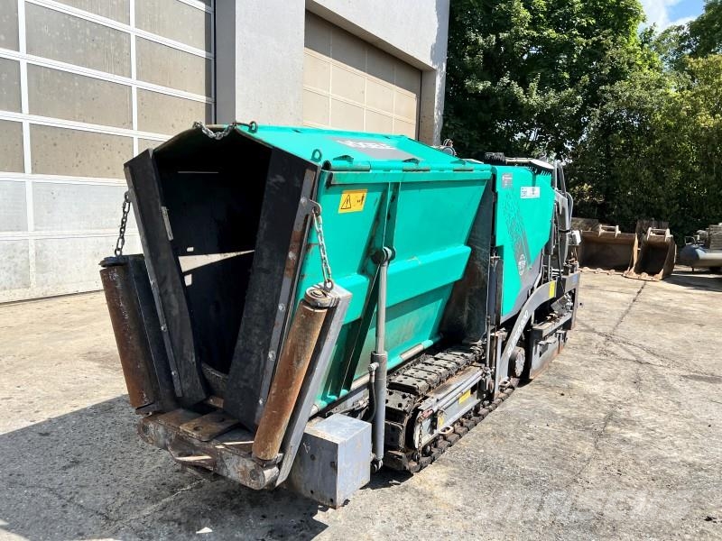 Vögele Super 800 Typ 0790 Asfaltsläggningsmaskiner