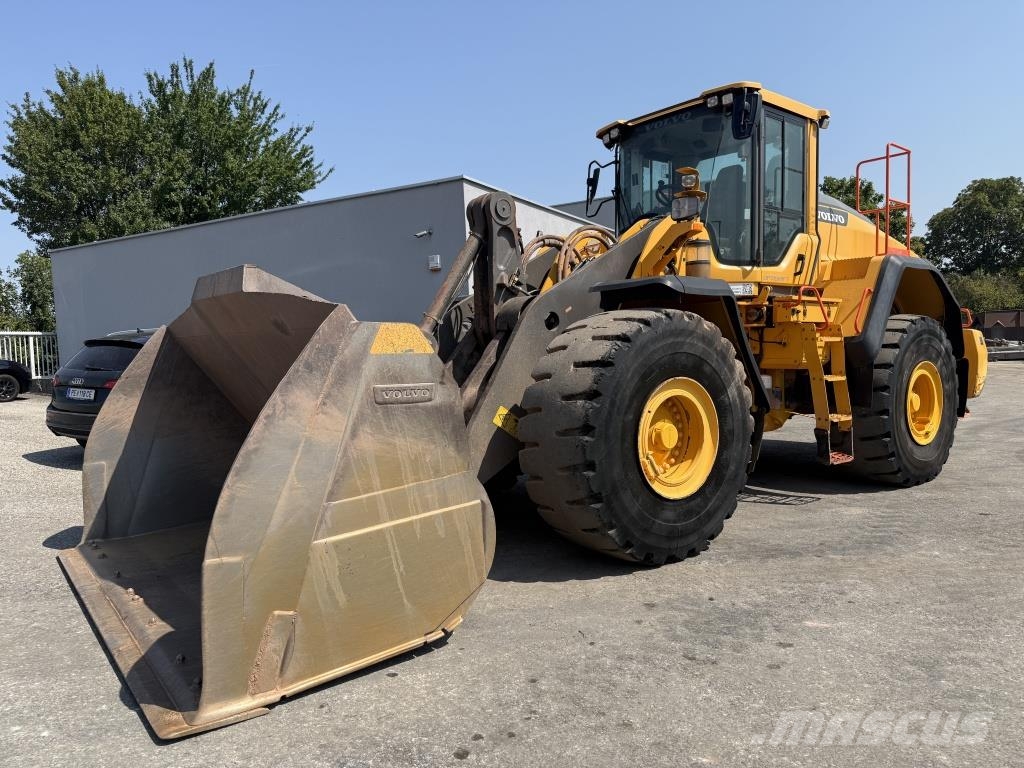 Volvo L 180 H لوادر بعجل