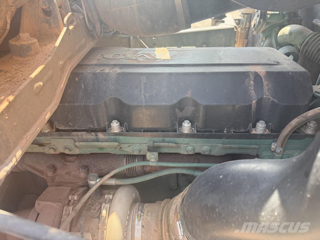 Volvo L 180 H لوادر بعجل