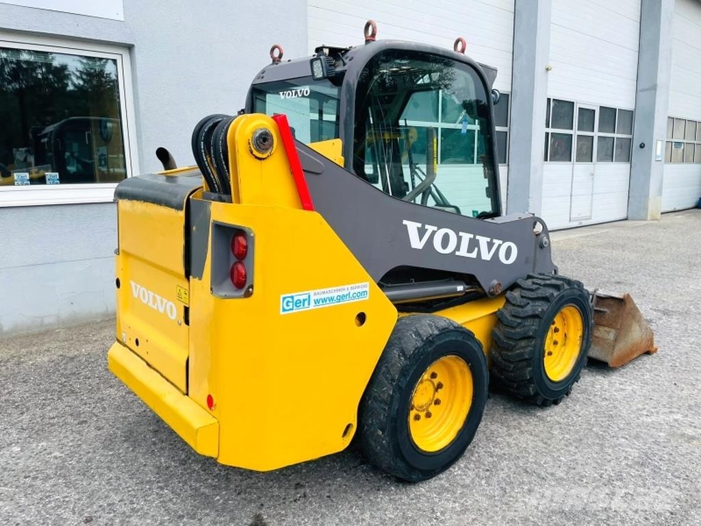Volvo MC60C Mini Pale Gommate