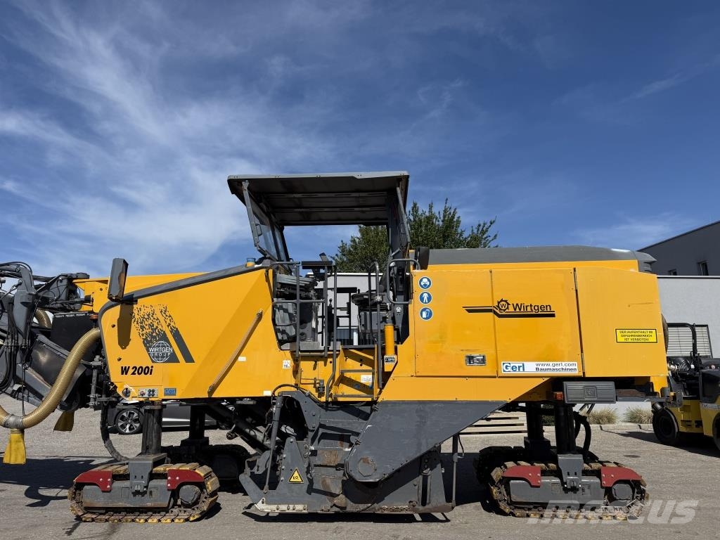 Wirtgen W 210 i ماكينات الكشط البارد للأسفلت