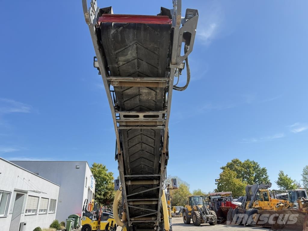 Wirtgen W 210 i ماكينات الكشط البارد للأسفلت