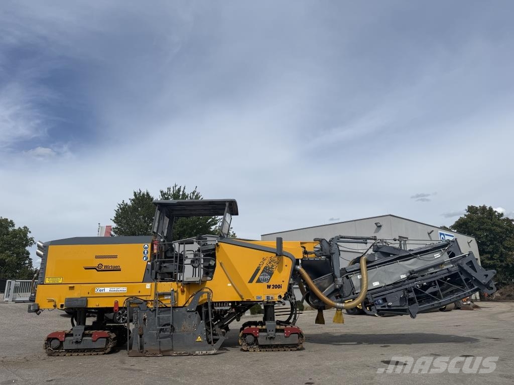 Wirtgen W 210 i ماكينات الكشط البارد للأسفلت