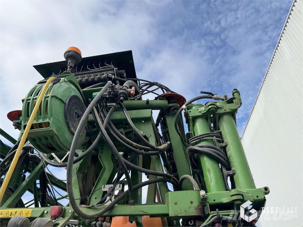 Amazone UX 4200 SUPER Getrokken spuitmachines