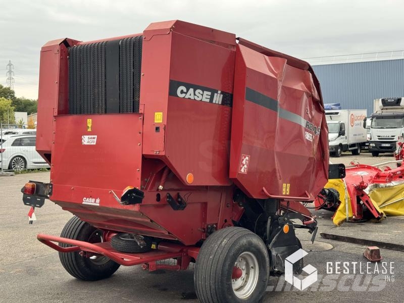 Case IH RBX 452 Rundballenpressen