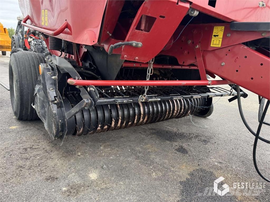 Case IH RBX 452 Rundballenpressen