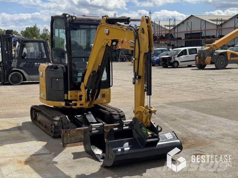 CAT 302.7 CR Miniescavatori