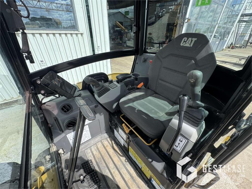 CAT 302.7 CR Minigraafmachines < 7t