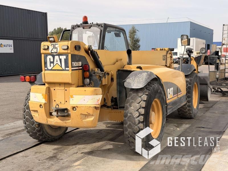 CAT TH360B Teleskoplastare