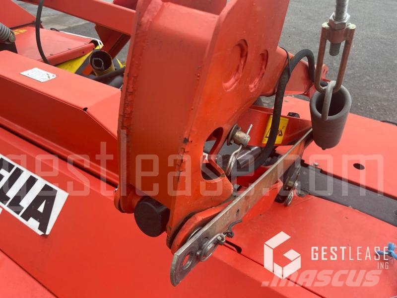 Fella KM 310 FZ Çayir biçme makinalari