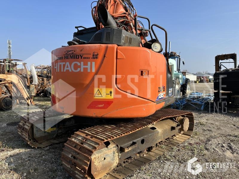 Hitachi ZAXIS 135 US 履带挖掘机