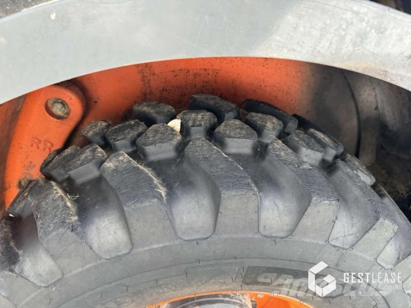 Hitachi ZW75 Utovarivači na kotačima