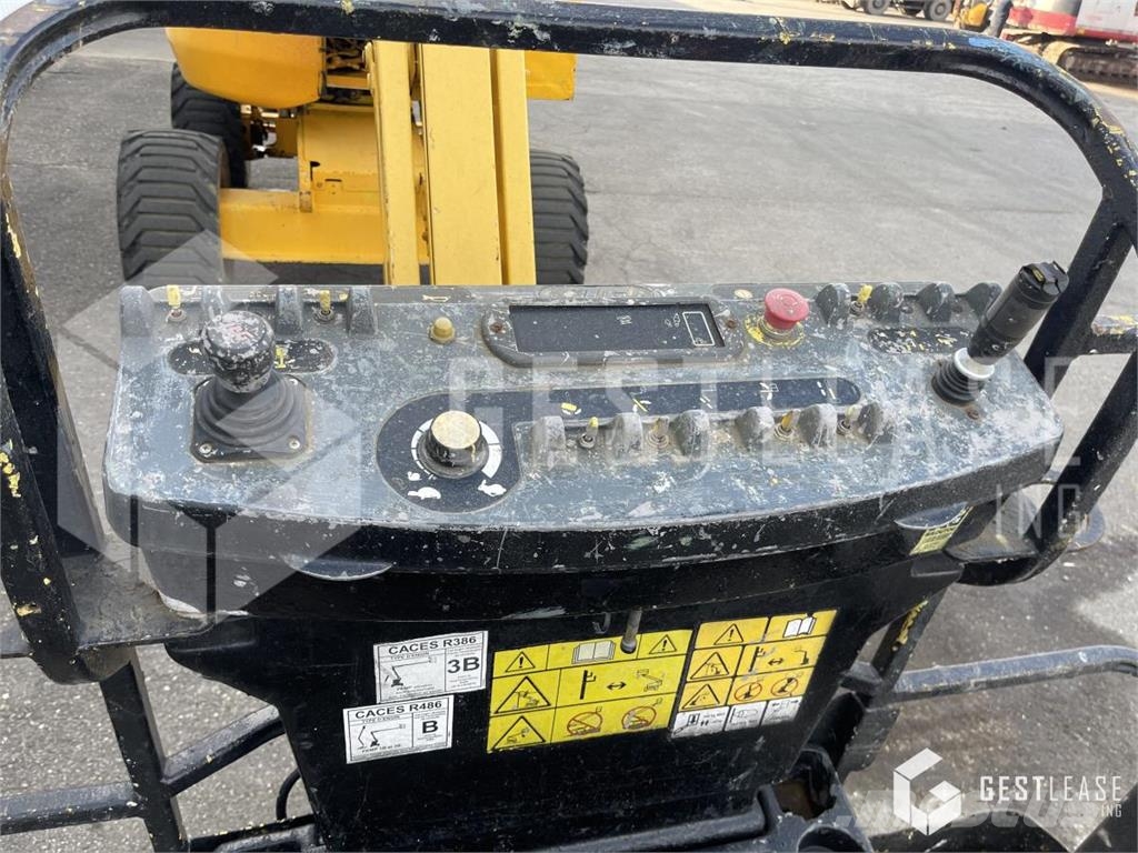 JLG 450AJ Articulated boom lifts
