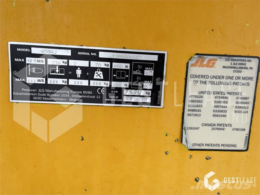 JLG 450AJ Articulated boom lifts